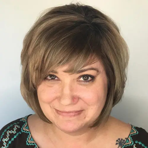 files/5-over-50-bronde-balayage-bob-with-bangs.webp